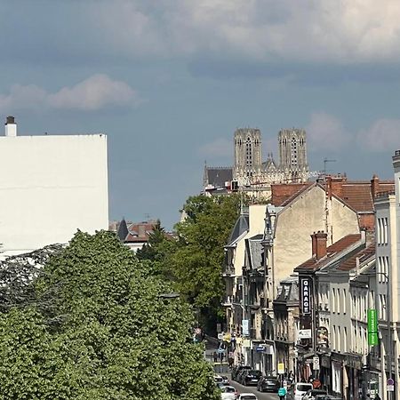 Reims Voyage Apartment Exterior foto