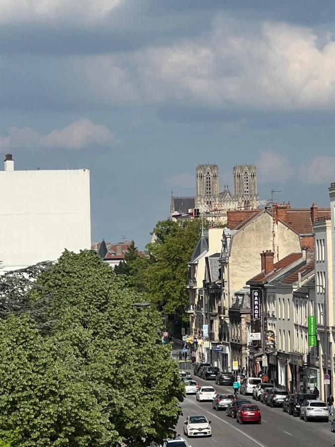 Reims Voyage Apartment Exterior foto